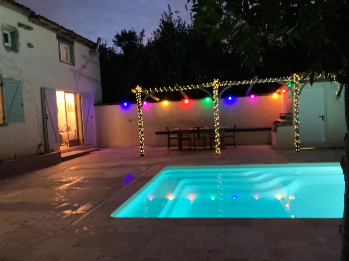 Rustic Cottage With Stunning Swimming Pool Saint-Front  ภายนอก รูปภาพ